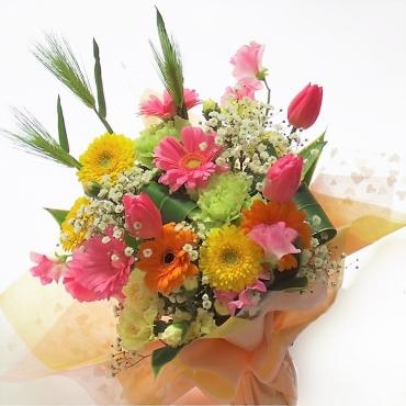 お誕生日花束。(*^_^*)｜「フローリストボンマルセ」　（富山県富山市の花キューピット加盟店 花屋）のブログ
